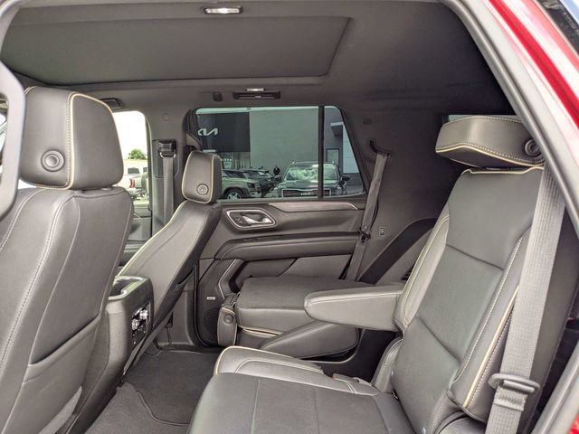 Used 2022 GMC Yukon SLT w/ SLT Premium Package AWD/4WD image 14