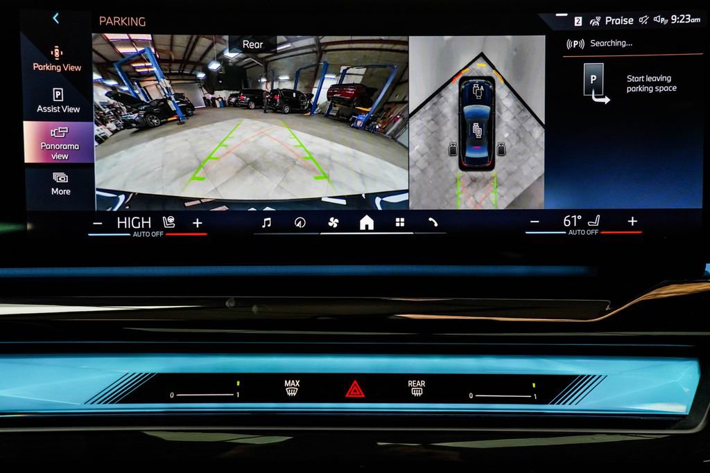 Used 2026 BMW 550e xDrive image 35