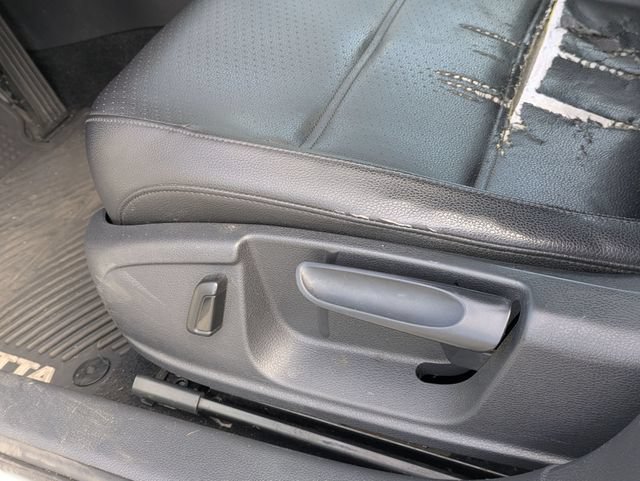 Used 2014 Volkswagen Jetta SE FWD image 13