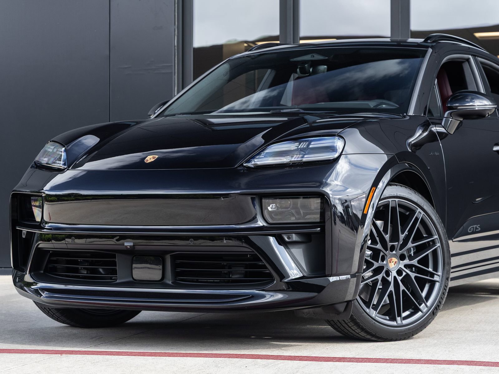 New 2026 Porsche Macan GTS Electric AWD/4WD image 7