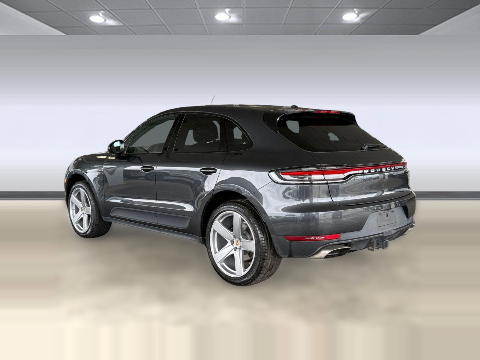 Used 2020 Porsche Macan AWD image 3