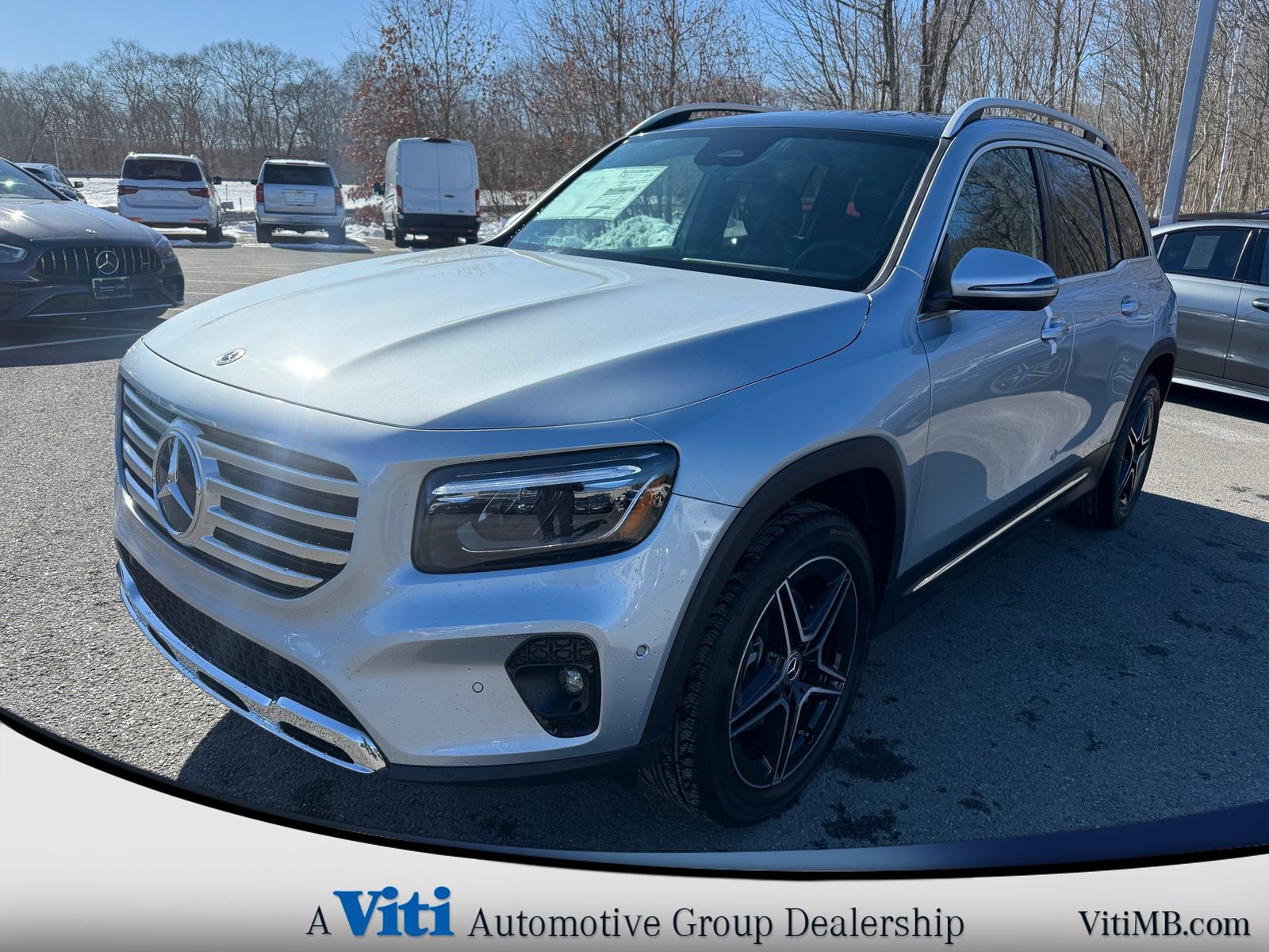 Used 2026 Mercedes-Benz GLB 250 4MATIC image 4