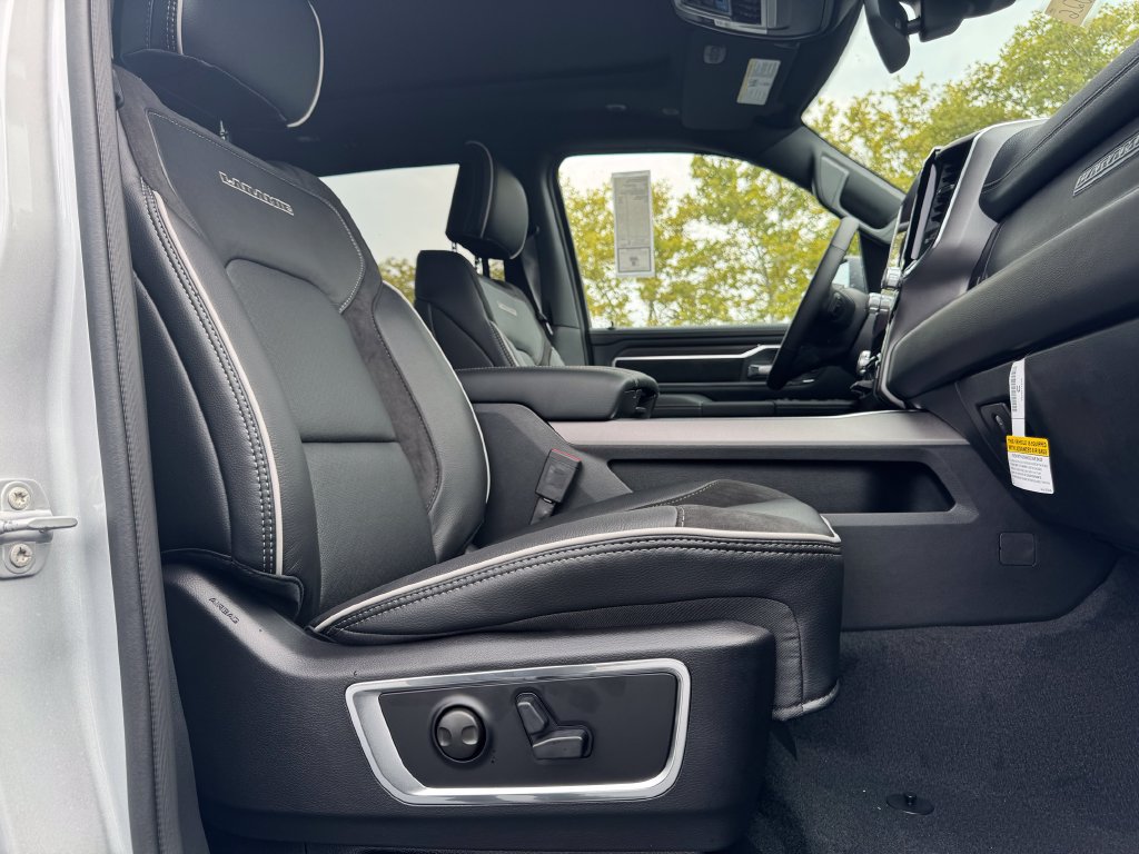 New 2027 RAM 1500 Laramie AWD/4WD image 11