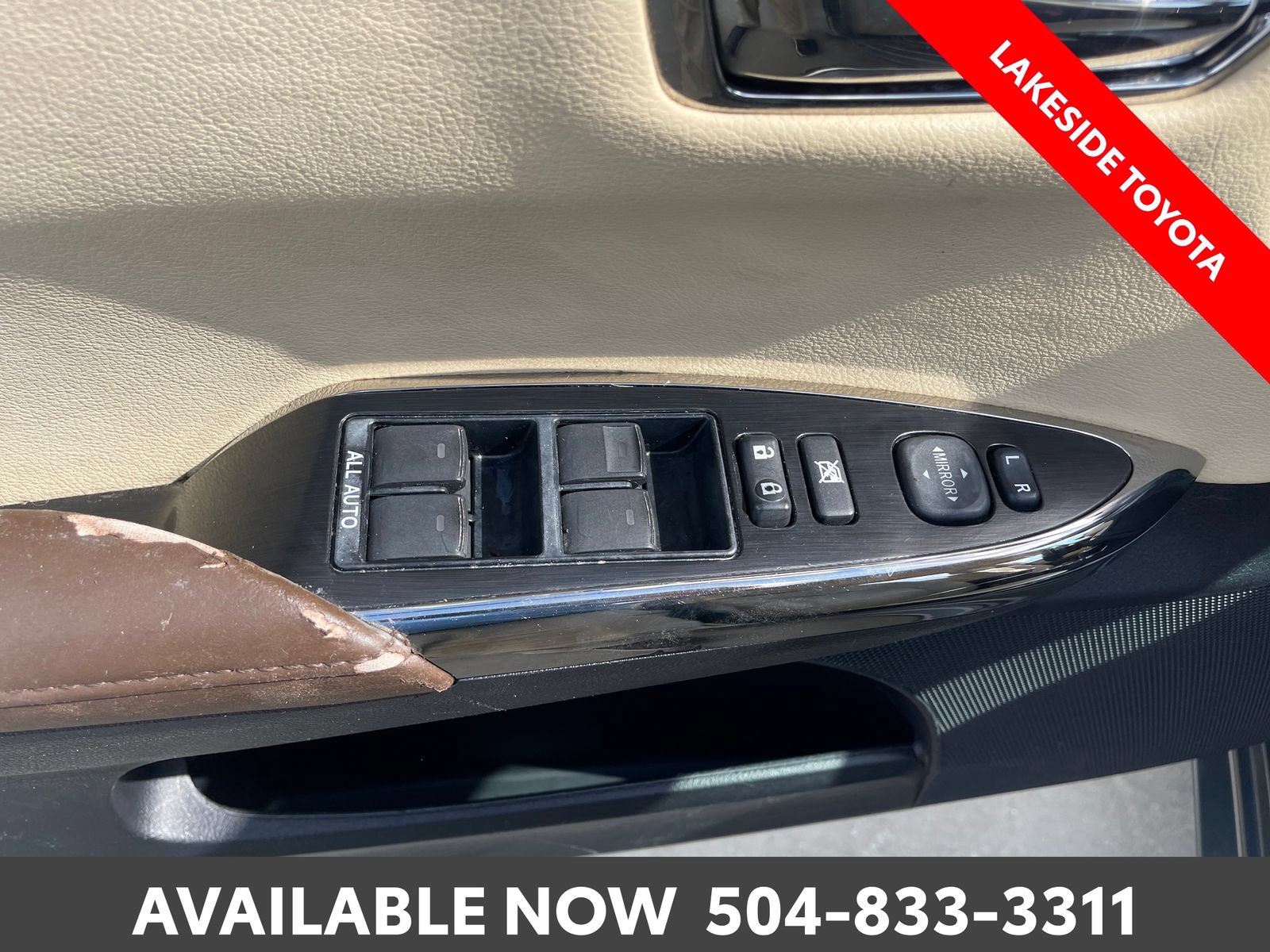 Used 2014 Toyota Avalon XLE FWD image 23