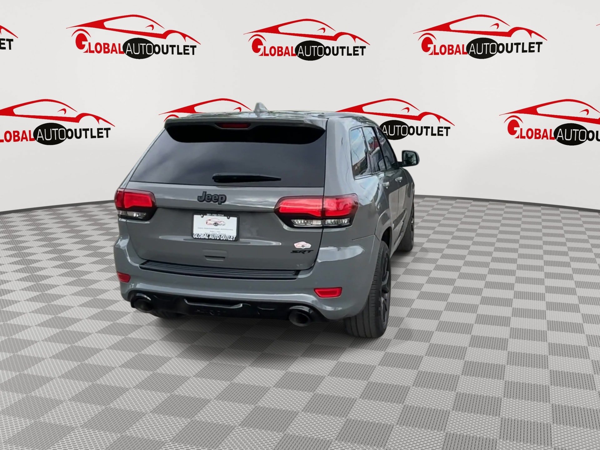 Used 2020 Jeep Grand Cherokee SRT AWD/4WD image 7