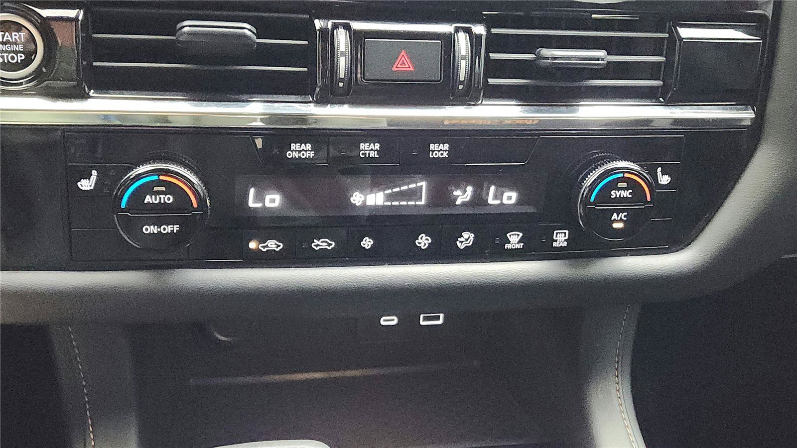 Used 2024 Nissan Pathfinder Rock Creek AWD/4WD image 37
