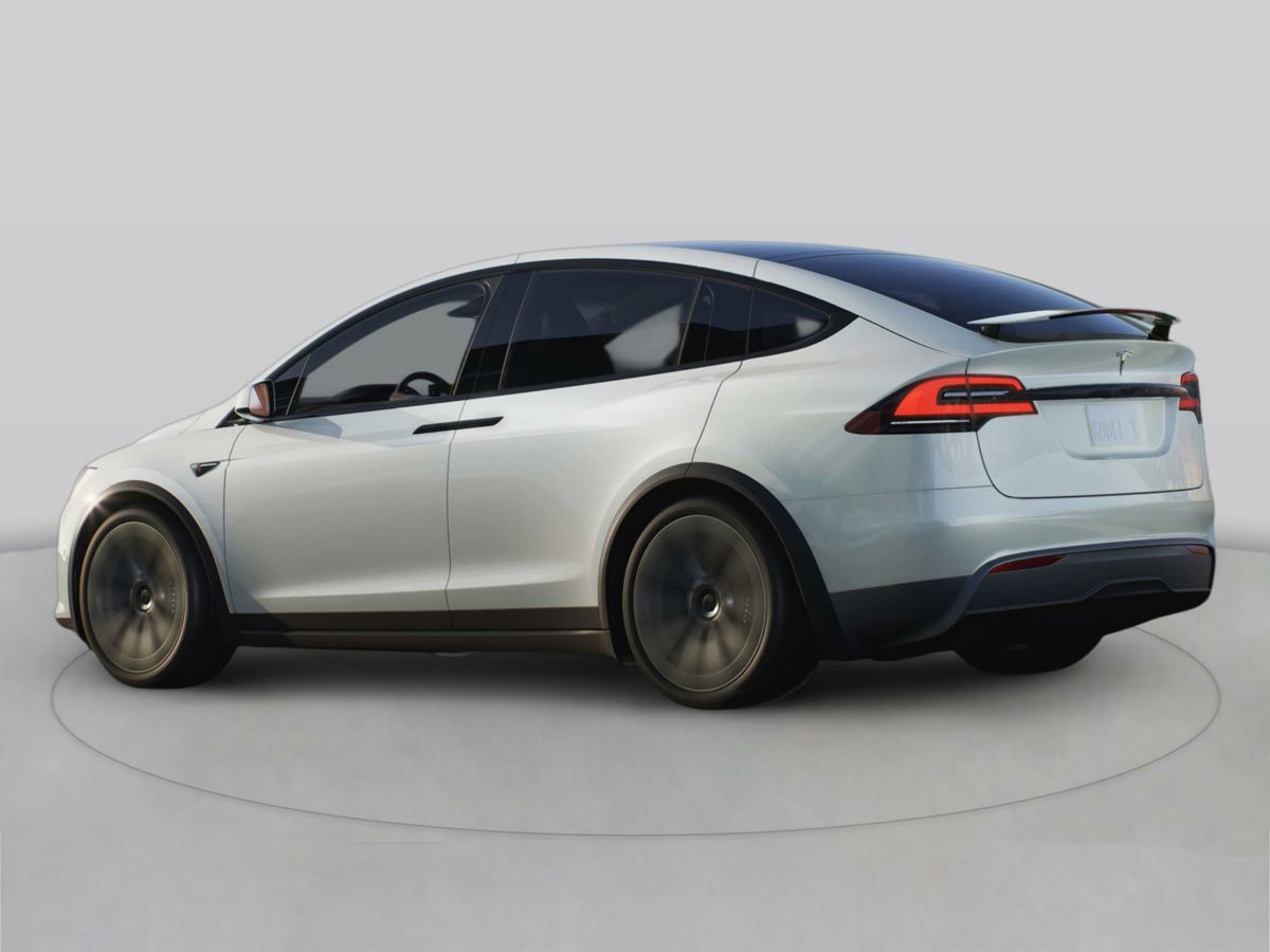 Used 2023 Tesla Model X image 1
