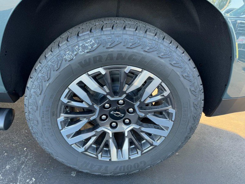 New 2026 Chevrolet Tahoe Z71 image 32