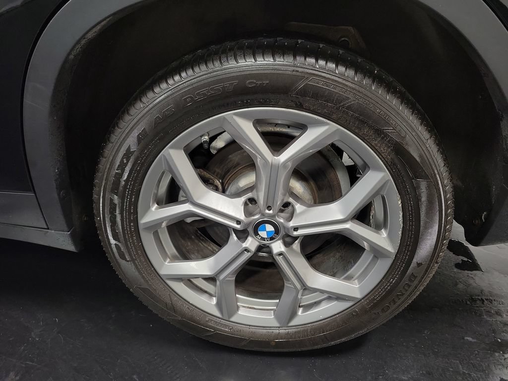 Used 2024 BMW X3 xDrive30i AWD/4WD image 12