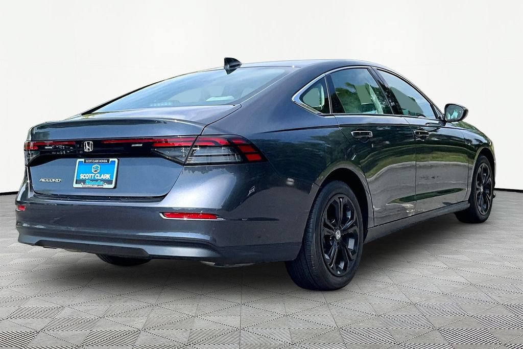 Used 2023 Honda Accord EX image 6
