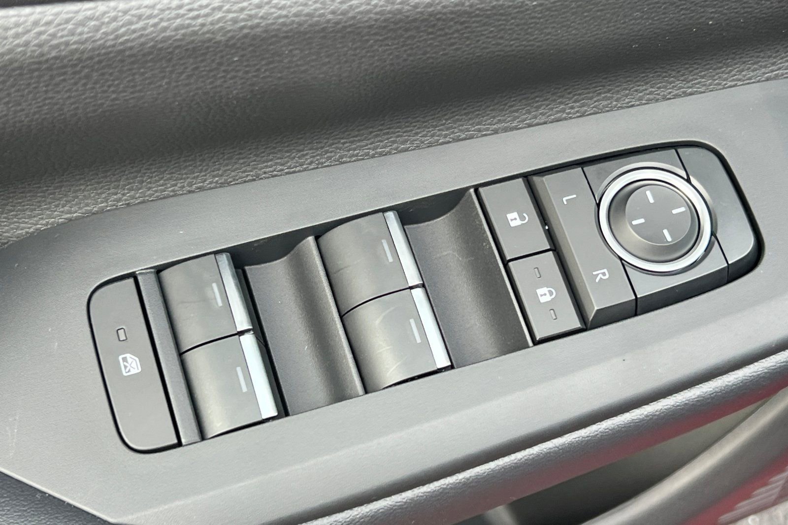 New 2026 Toyota Prius XSE image 14