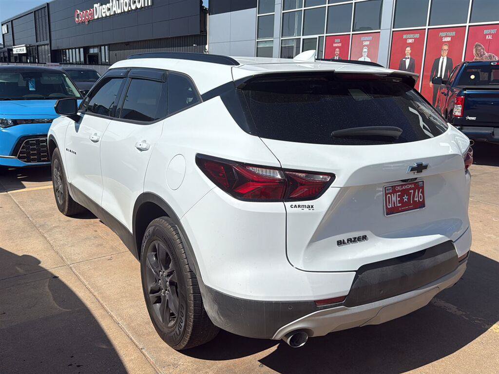 Used 2019 Chevrolet Blazer LT w/ Sound & Technology Package FWD image 11