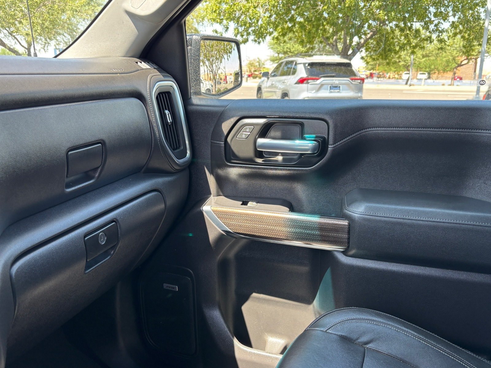 Used 2020 Chevrolet Silverado 1500 LT Trail Boss AWD/4WD image 19