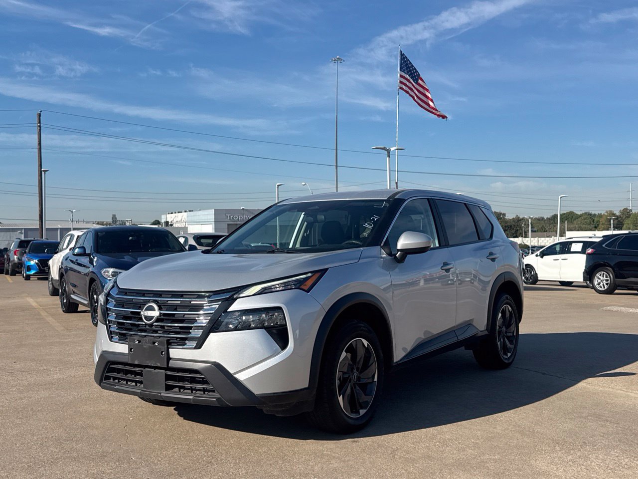 Certified 2025 Nissan Rogue SV FWD image 10