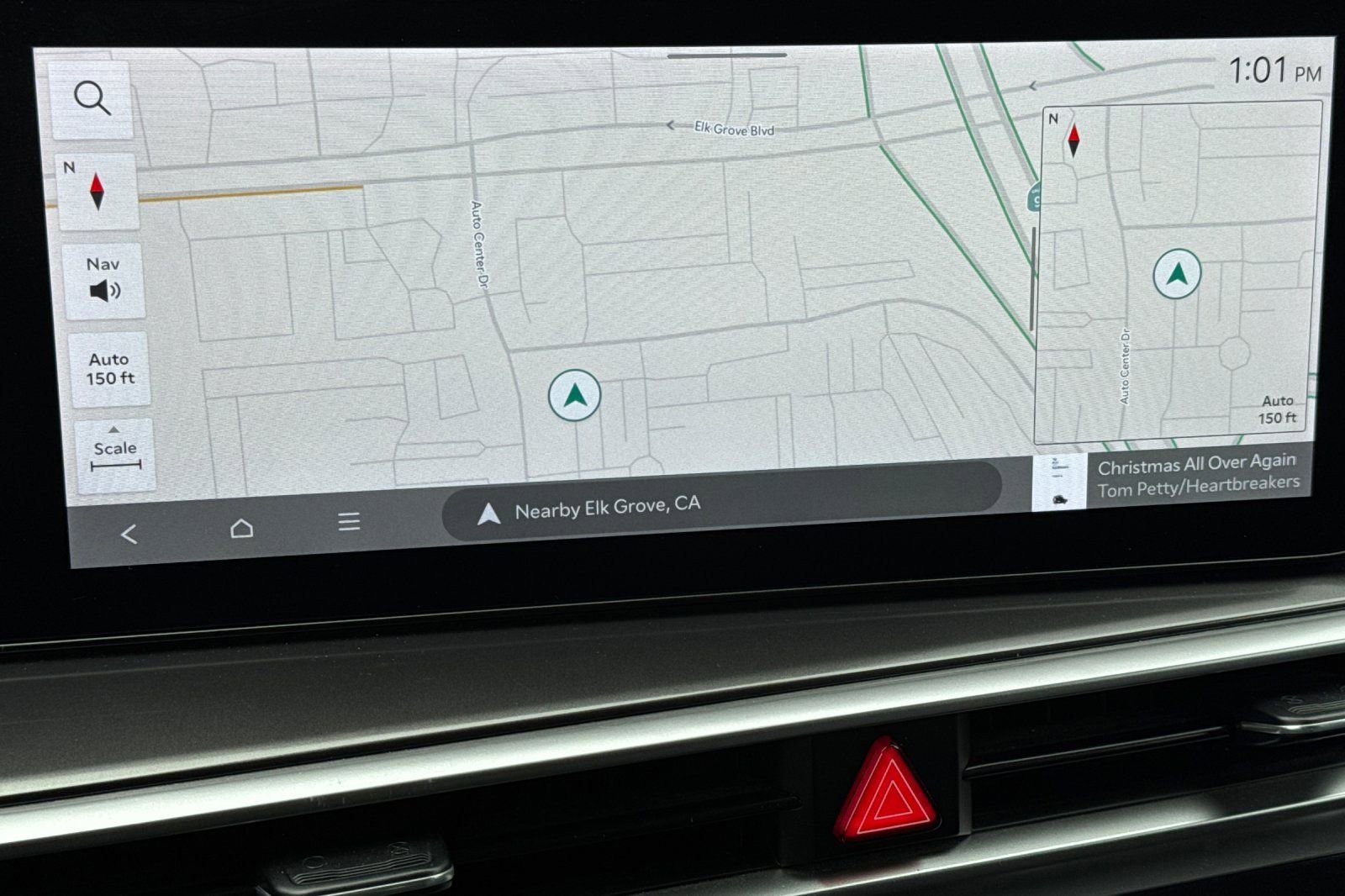 Used 2024 Kia Sorento S image 22