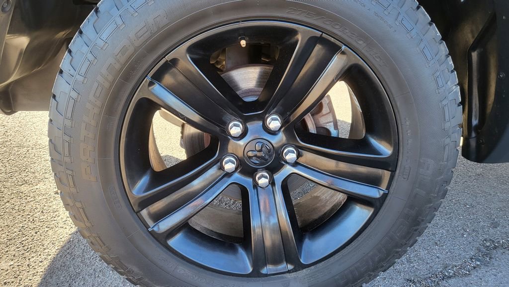 Used 2021 RAM 1500 Classic Warlock w/ Luxury Group image 12