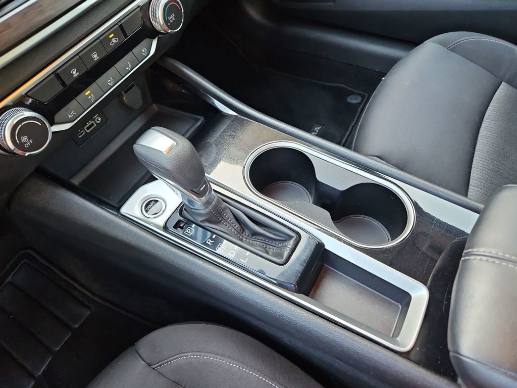 Used 2024 Nissan Altima 2.5 SV image 19