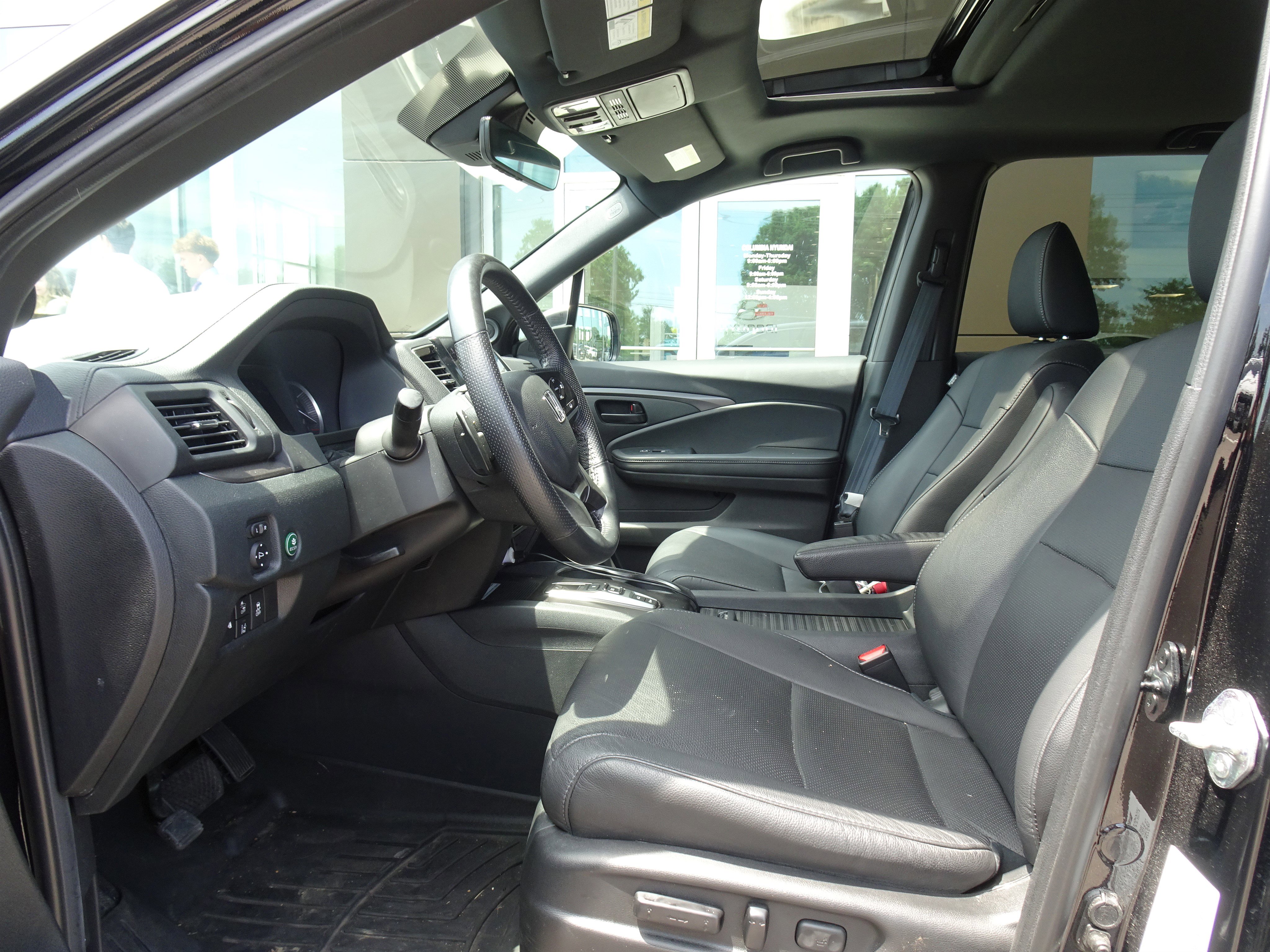 Used 2023 Honda Passport EX-L image 4