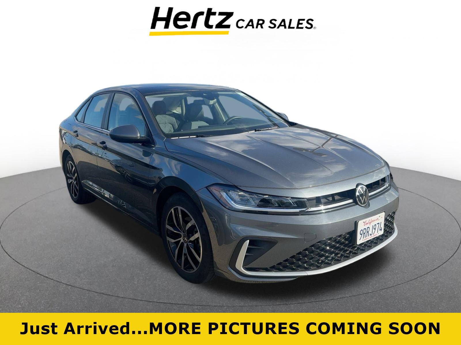 Used 2025 Volkswagen Jetta SE