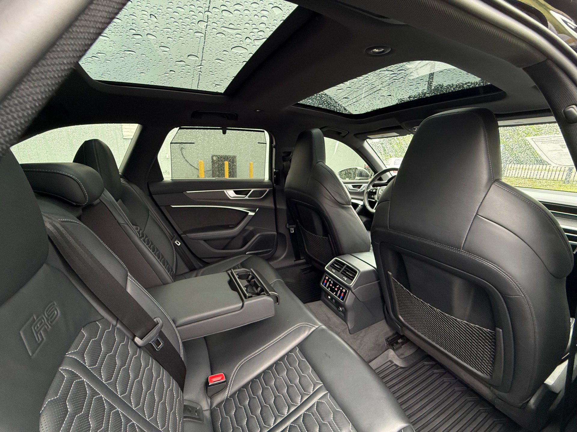 Used 2021 Audi RS 6 AWD/4WD image 16