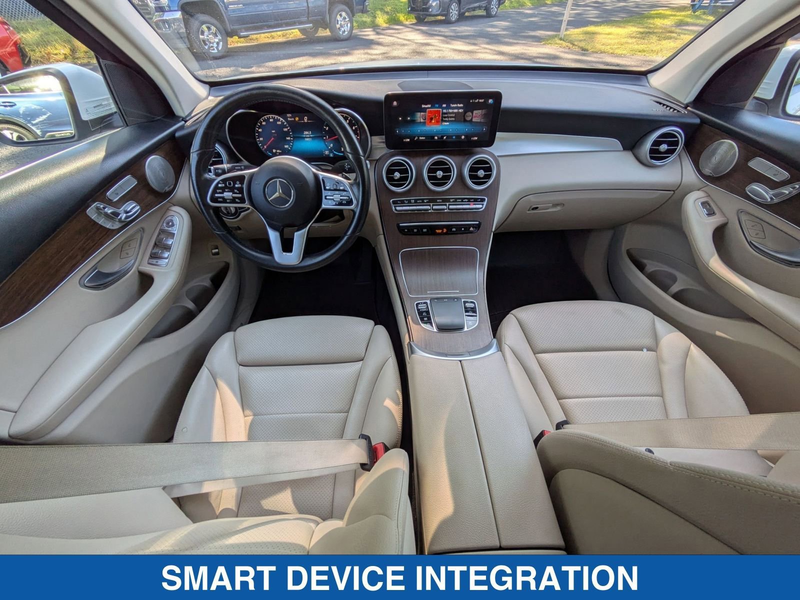 Used 2021 Mercedes-Benz GLC 300 4MATIC image 32