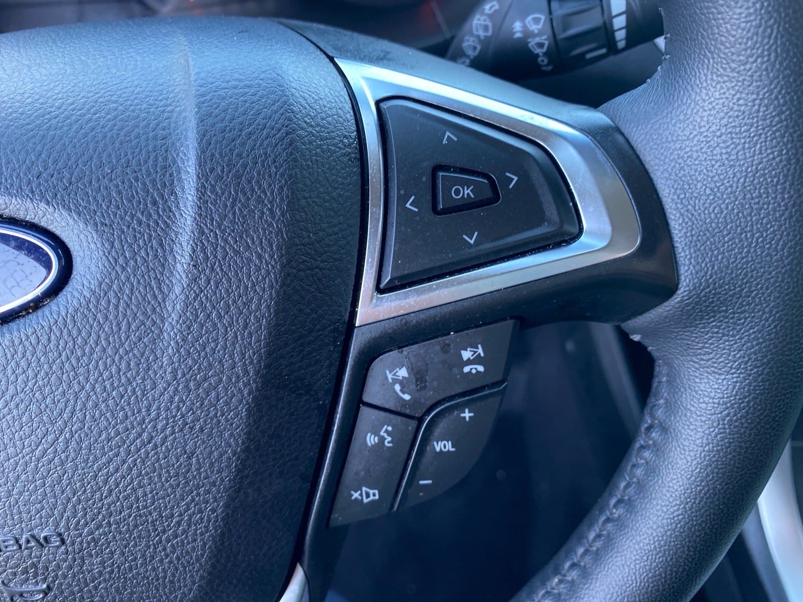 Used 2024 Ford Edge SEL w/ Convenience Package AWD/4WD image 17