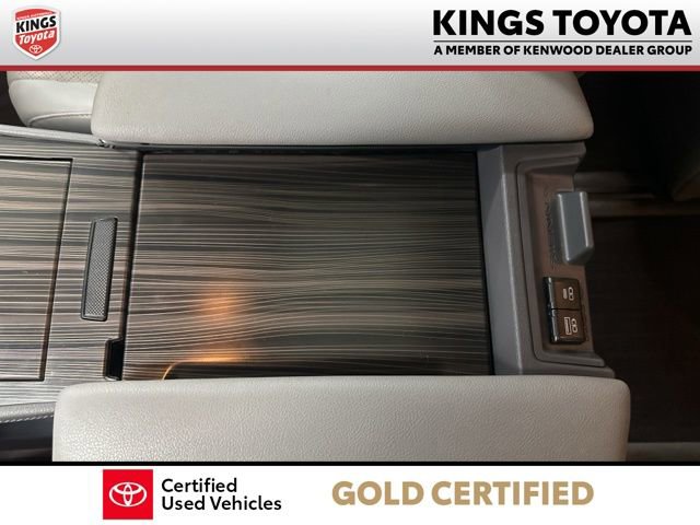 Certified 2023 Toyota Sienna Limited AWD/4WD image 18