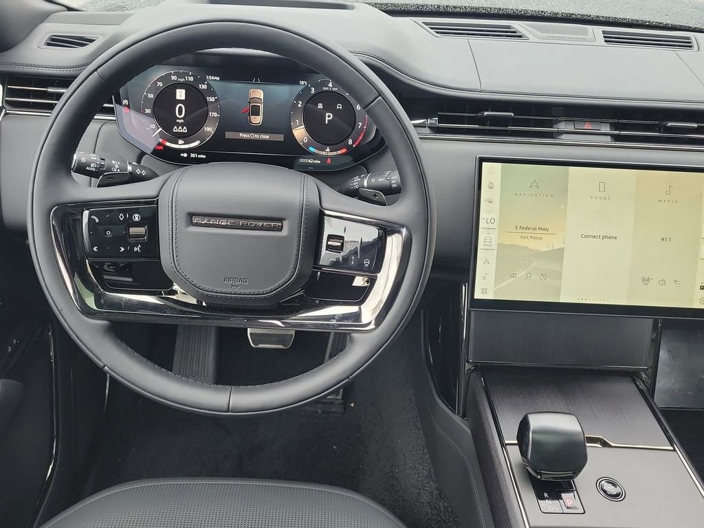 New 2026 Land Rover Range Rover Long Wheel Base SV image 19