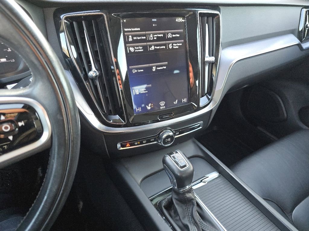 Used 2019 Volvo S60 T6 Momentum image 26