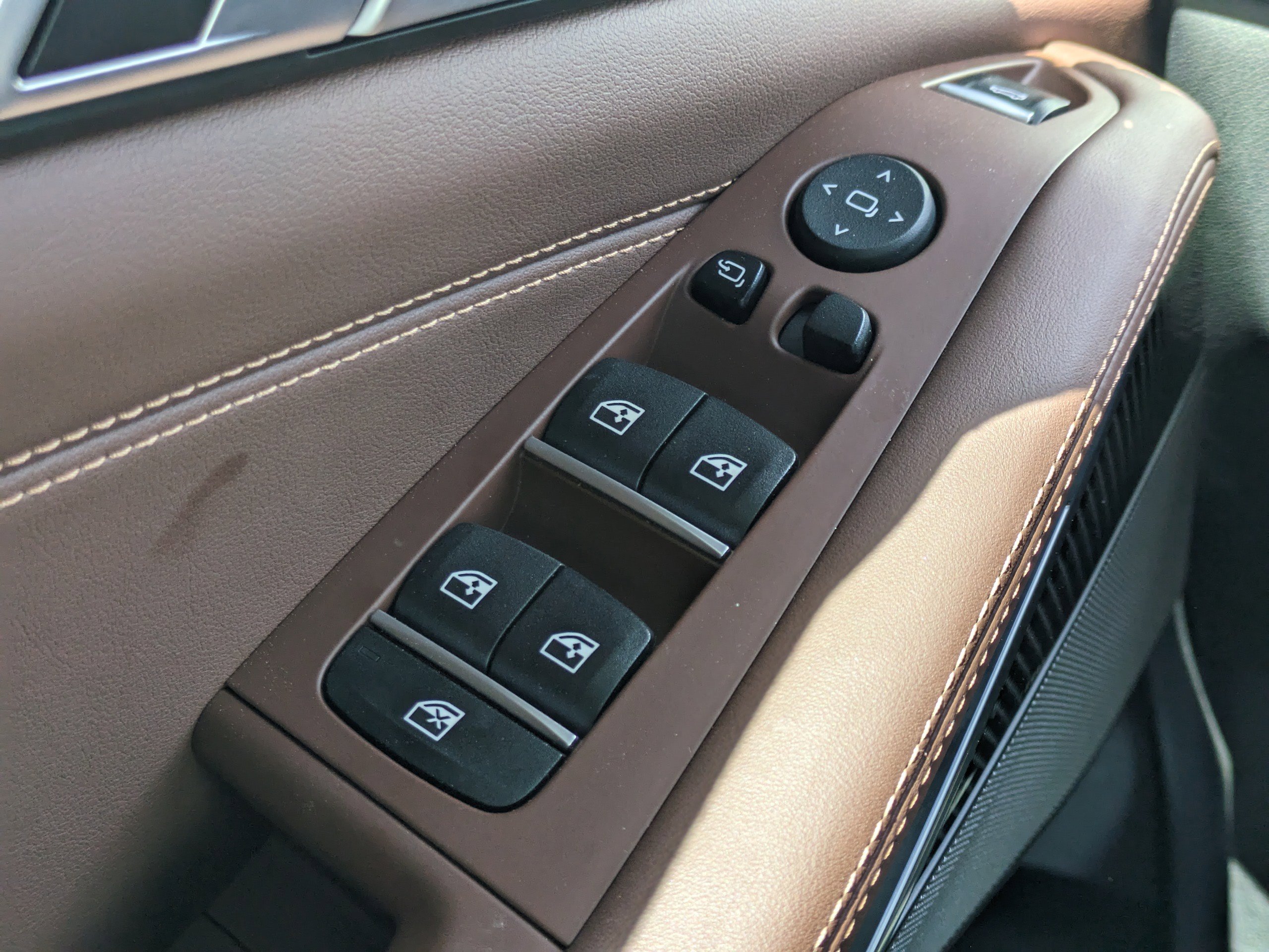 Used 2025 BMW X5 M60i image 26