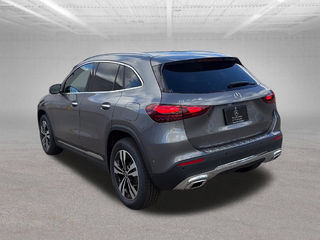 New 2026 Mercedes-Benz GLA 250 4MATIC image 3