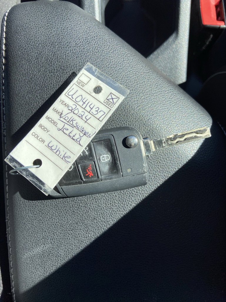 Used 2024 Volkswagen Jetta S image 30