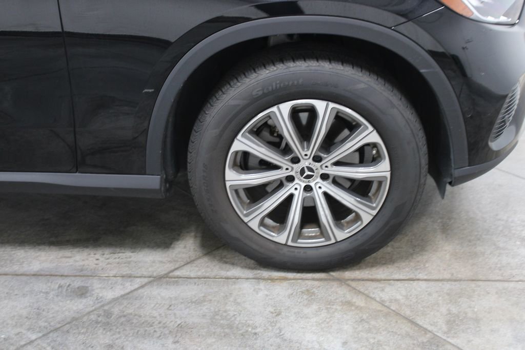 Used 2024 Mercedes-Benz GLC 300 4MATIC image 48