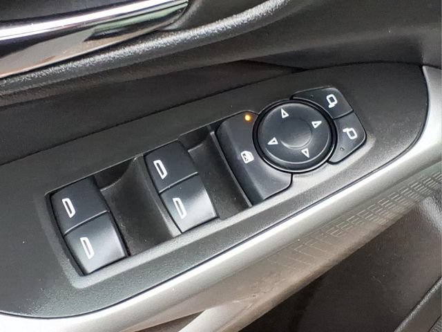 Used 2024 Chevrolet Trax RS w/ Driver Confidence Package FWD image 16
