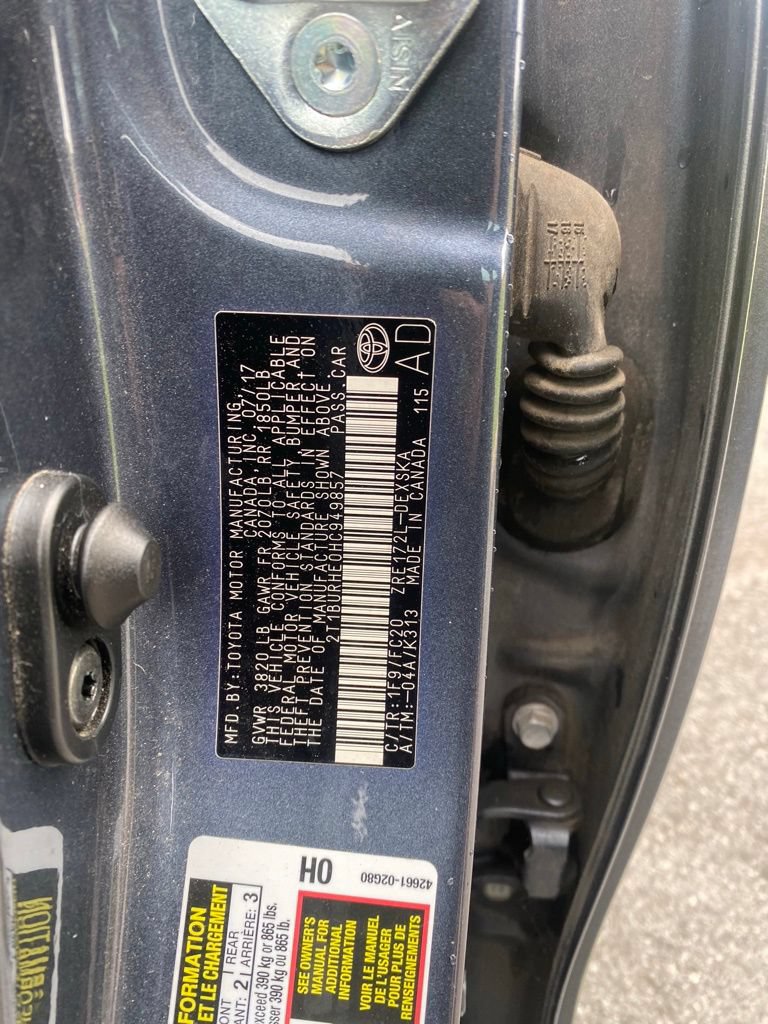Used 2017 Toyota Corolla SE w/ Body Protection Package FWD image 16