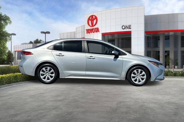 Certified 2023 Toyota Corolla LE FWD image 3
