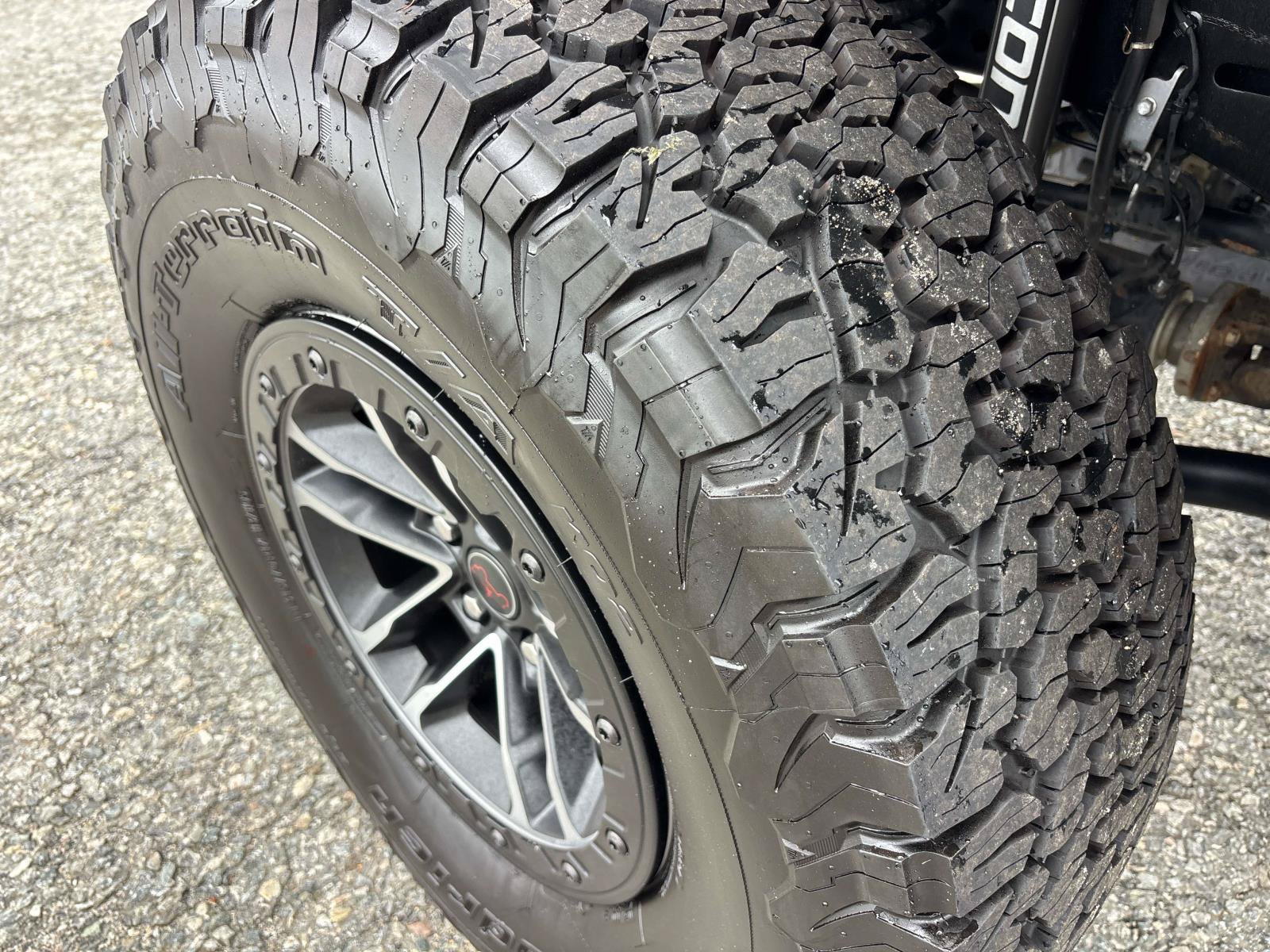 Used 2023 Jeep Gladiator Rubicon w/ LED Lighting Group AWD/4WD image 11