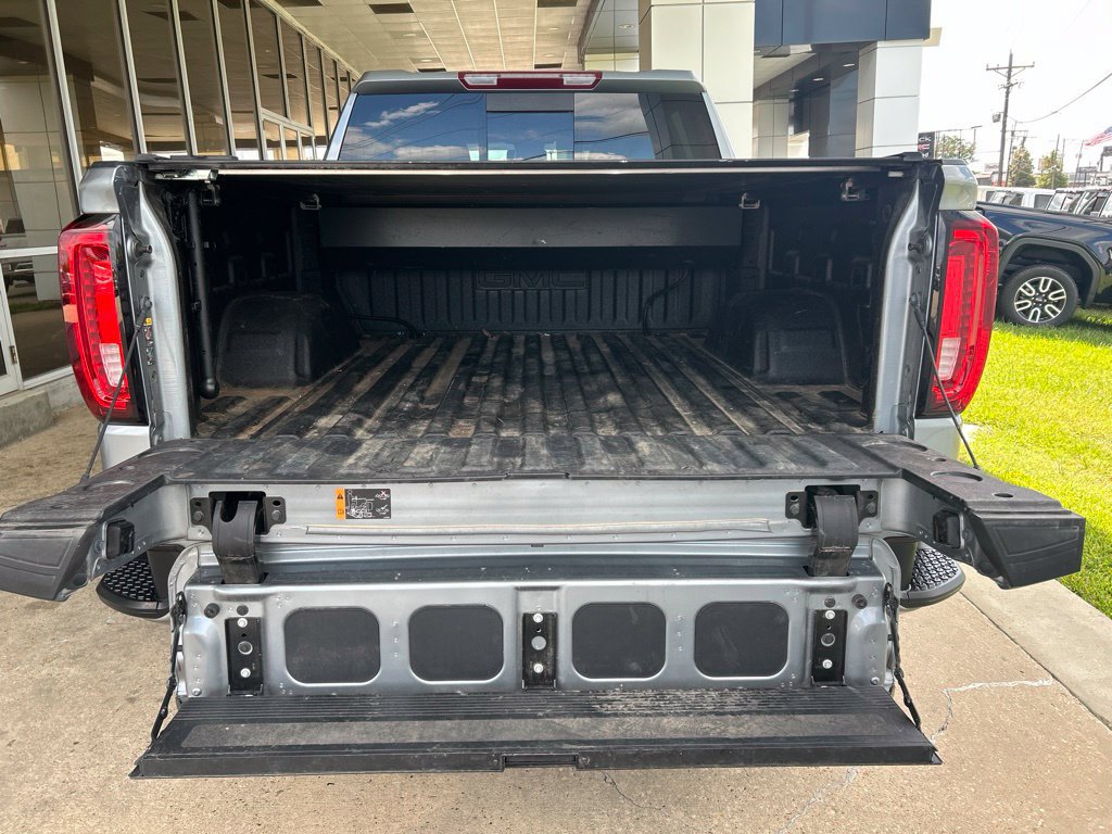 Used 2025 GMC Sierra 1500 AT4 w/ AT4 Premium Package AWD/4WD image 12