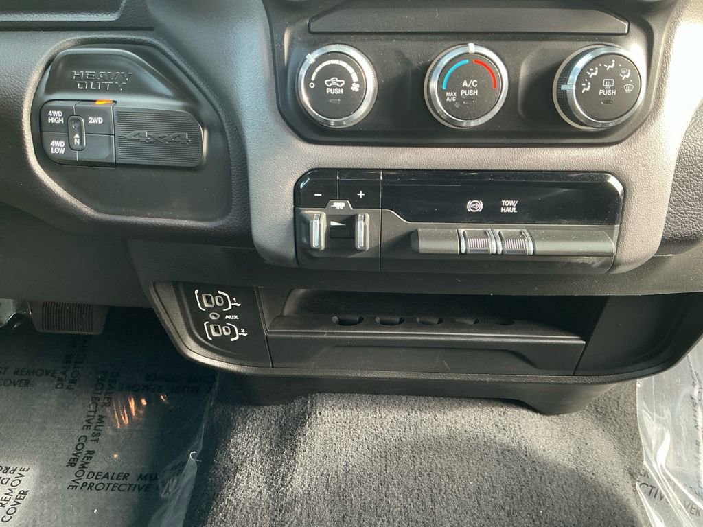 Used 2024 RAM 2500 Big Horn image 17