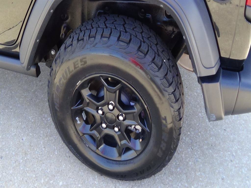 Certified 2023 Jeep Wrangler Unlimited Sahara AWD/4WD image 9