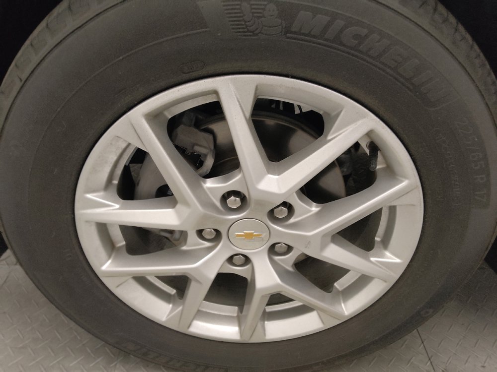 Used 2024 Chevrolet Equinox LS FWD image 31