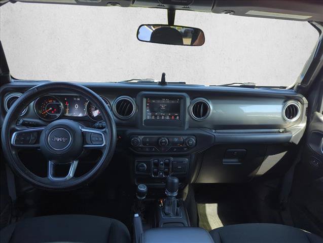 Used 2019 Jeep Wrangler Unlimited Sahara AWD/4WD image 25