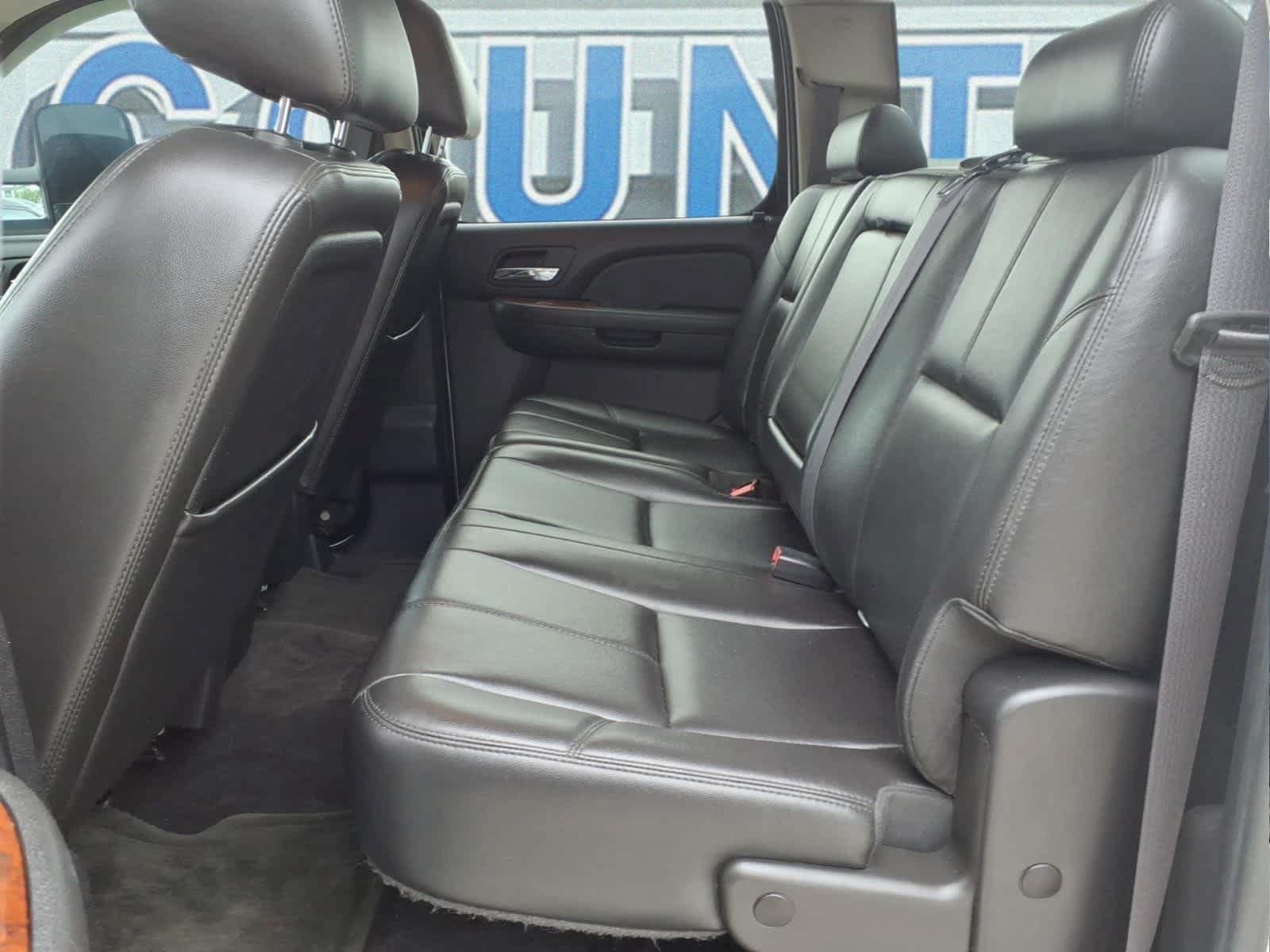 Used 2011 Chevrolet Silverado 2500 LTZ w/ LTZ Plus Package AWD/4WD image 11