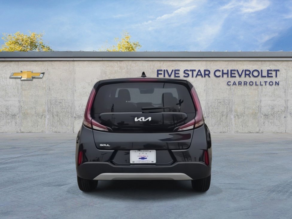 Used 2024 Kia Soul LX w/ Option Group 015 image 7