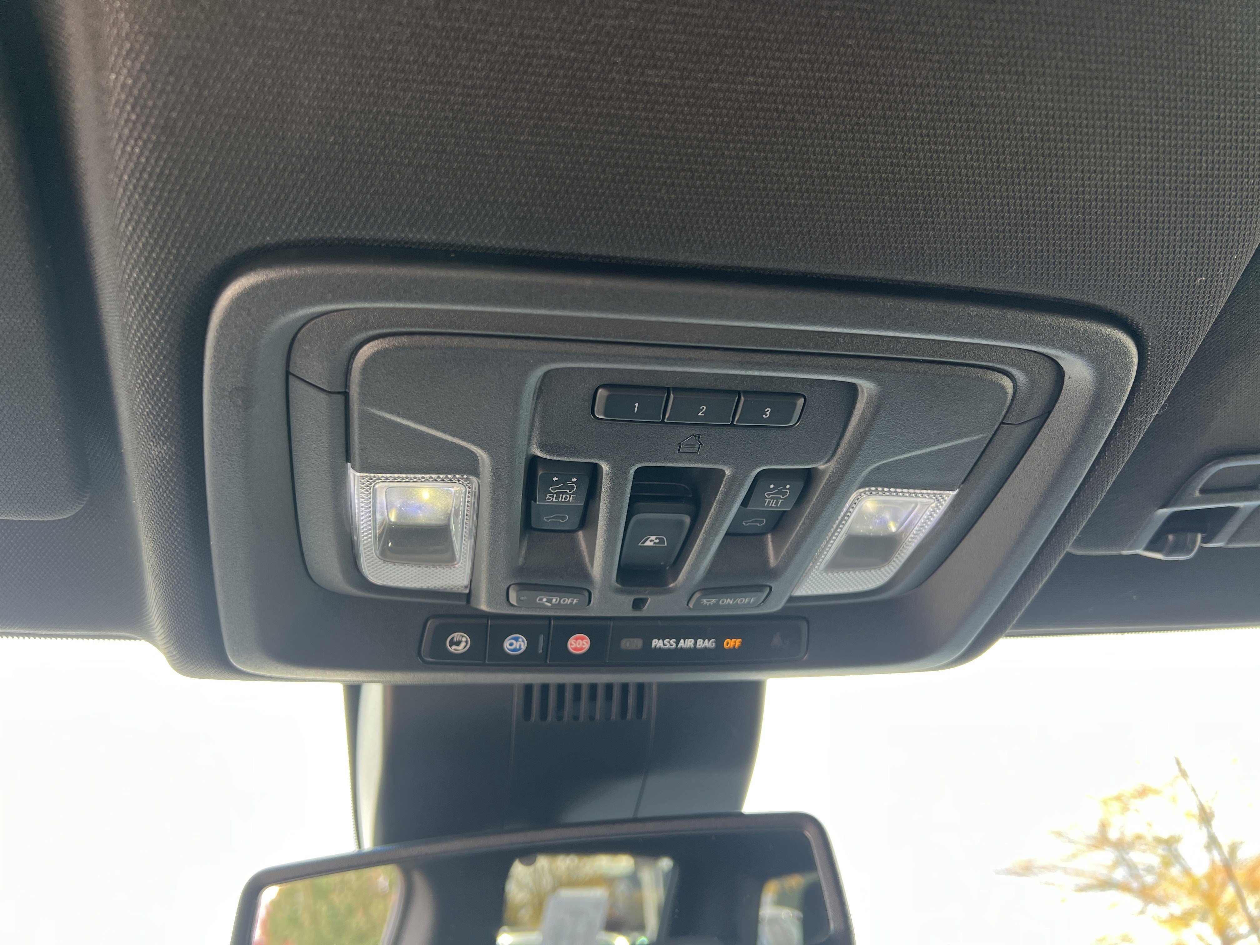 Used 2023 GMC Sierra 1500 AT4 w/ AT4 Premium Package AWD/4WD image 22