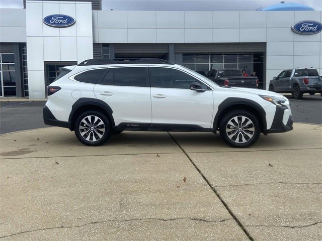 Used 2025 Subaru Outback Limited w/ Popular Package #2 image 2