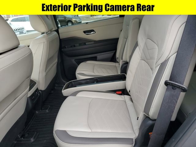Used 2022 Nissan Pathfinder Platinum w/ Cargo Package image 28
