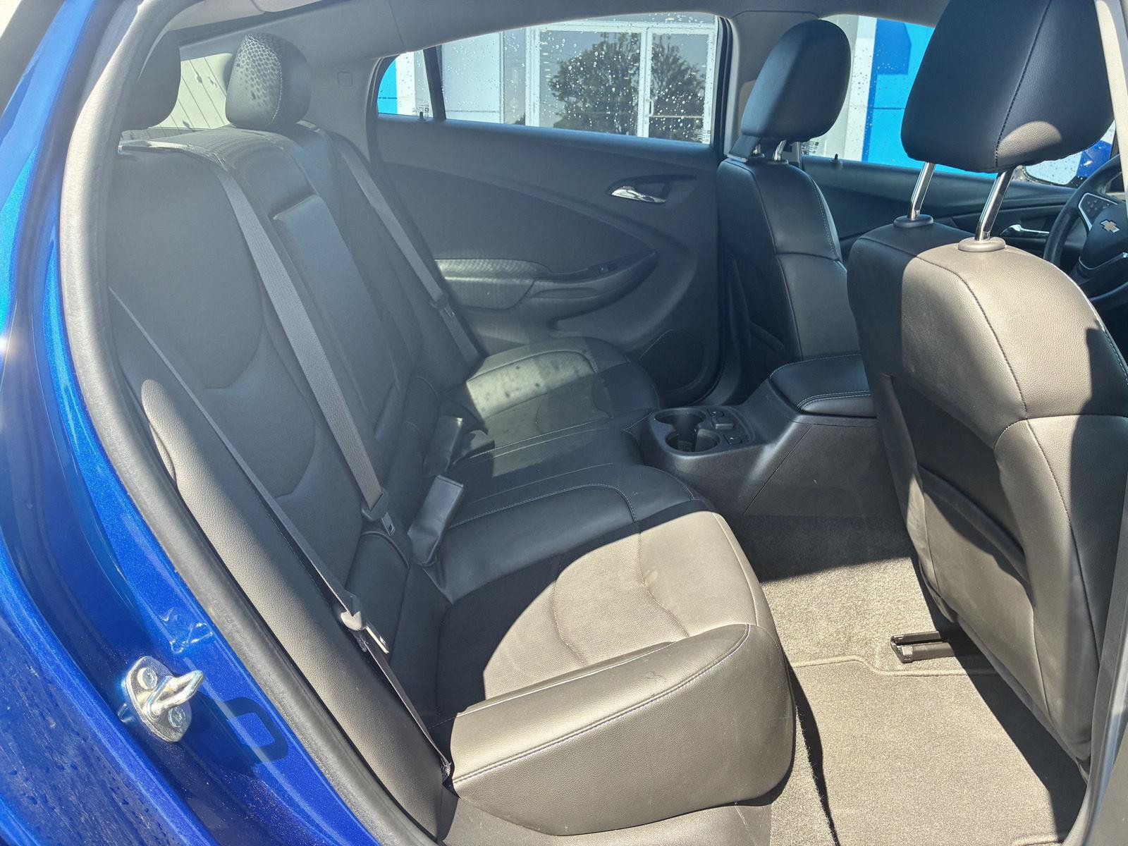 Used 2017 Chevrolet Volt Premier w/ Driver Confidence II Package FWD image 10