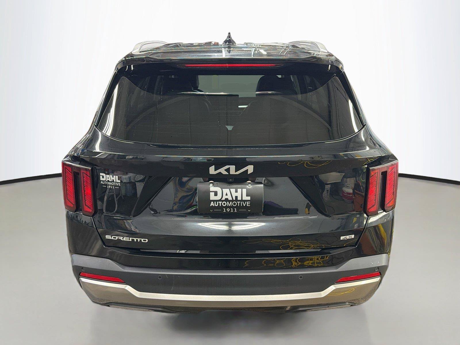 Used 2025 Kia Sorento EX AWD/4WD image 11