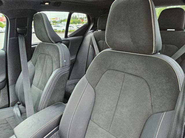 Certified 2023 Volvo XC40 Recharge Plus w/ Protection Package Premier AWD/4WD image 17